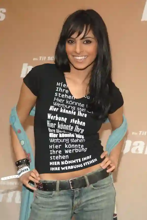 Collien Fernandes Copyright: IMAGO. Adolph 30.03.2005 Thema: Deutschlandpremiere , Roter Teppich und Party der Filmes: B