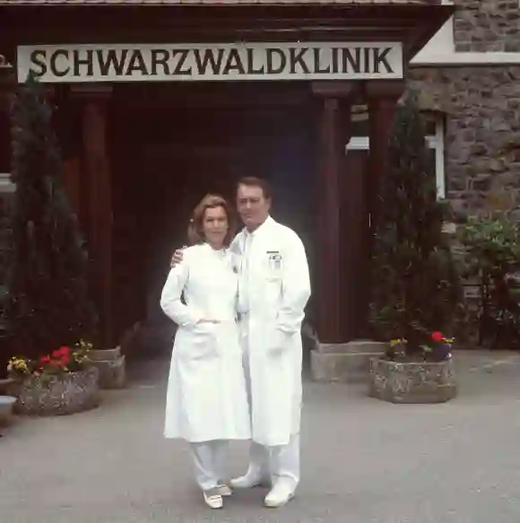 Gaby Dohm und Klausjürgen Wussow in der Serie Schwarzwaldklinik