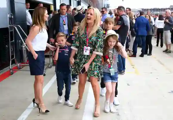 Die Spice Girls Geri Halliwell und Emma Bunton besuchten mit ihren Kinder das Formel 1 Rennen