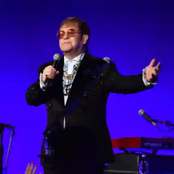Elton John bei der jährlichen AIDS-Party