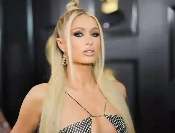 Paris Hilton bei den 65. GRAMMY Awards