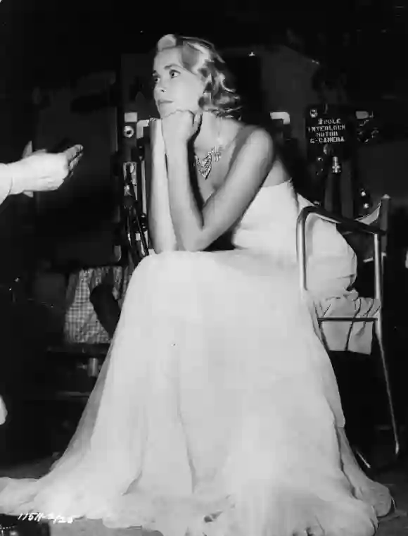 Grace Kelly in einer Abendrobe