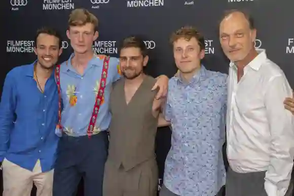 "Gute Freunde": Moritz Lehmann, Paul Wellenhof, Markus Krojer, Jan-David Bürger und Martin Brambach