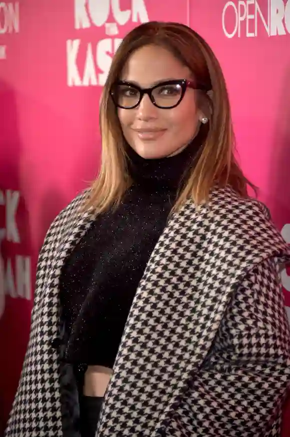 Jennifer Lopez Brille sexy