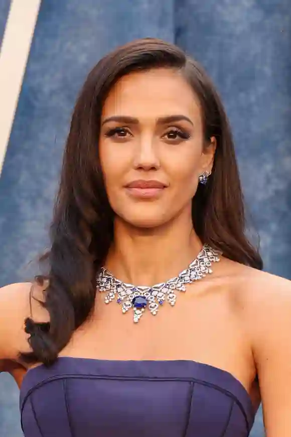 Jessica Alba auf der Vanity Fair Oscar Party 2023