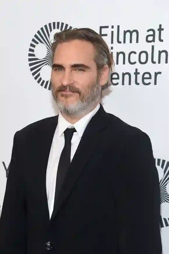 Joaquin Phoenix besucht das 57. New York Film Festival "Joker" Ankünfte.