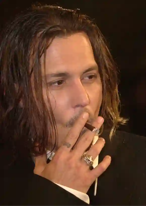 Johnny Depp beim Rauchen