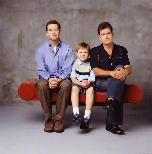 Jon Cryer, Angus T. Jones und Charlie Sheen aus "Two and a Half Men"