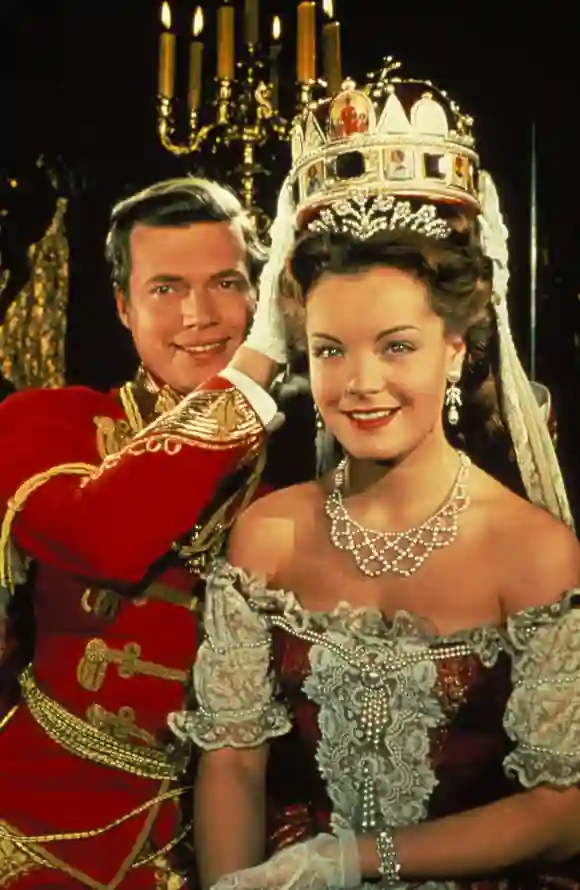 Karlheinz Böhm und Romy Schneider in „Sissi“