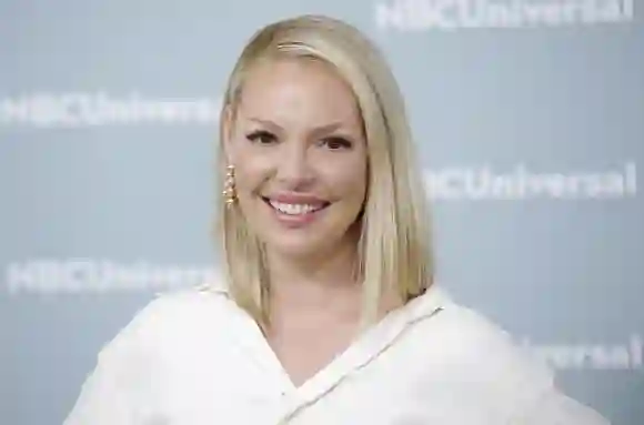 Katherine Heigl arrives on the red carpet at the 2018 NBCUniversal Upfront at Radio City Music Hall