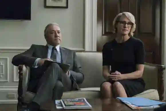 house of cards 2018 claire underwood robin wright frank underwood kevin spacey