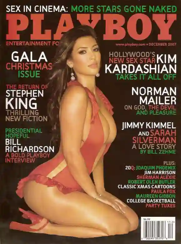 Kardashian ist auf dem Cover des Playboy-Magazins vom Dezember 2007 zu sehen.