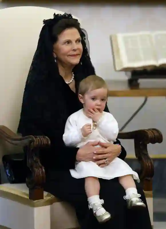 Königin Silvia und Prinzessin Leonore treffen auf den Papst