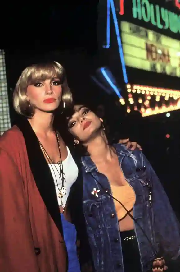 Laura San Giacomo und Julia Roberts in „Pretty Woman“