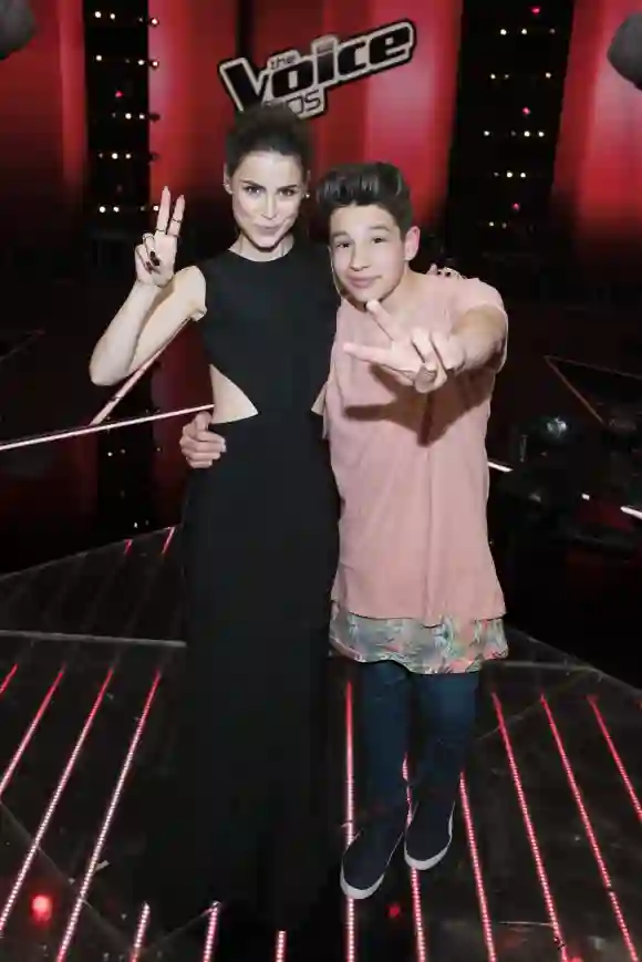 Lena Meyer-Landrut und Noah-Levi, der Gewinner von "The Voice Kids" 2015