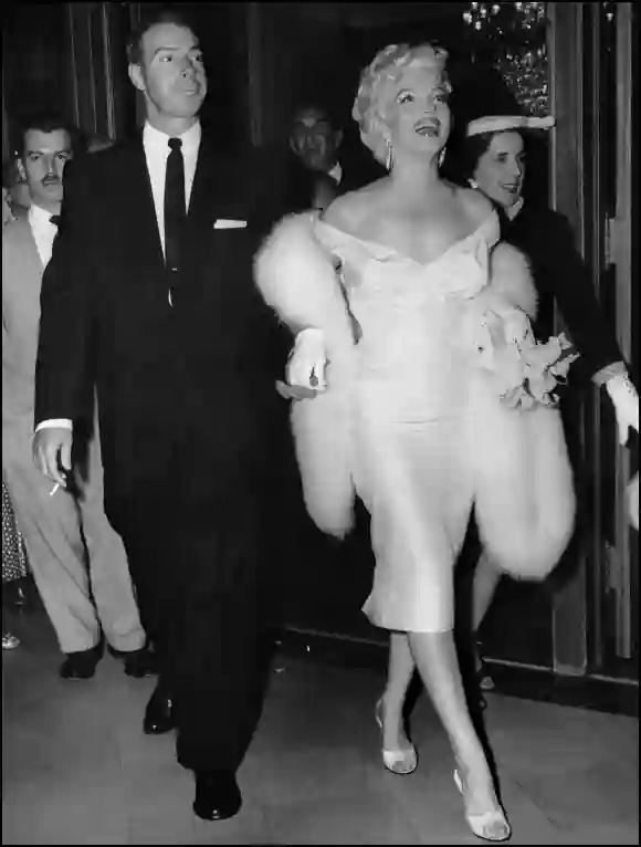 Marilyn Monroe mit ihrem zweiten Ehemann Baseballlegende Joe DiMaggio