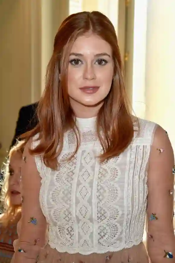 Marina Ruy Barbosa bei der Valentino Show auf der Paris Fashion Week im Oktober 2016