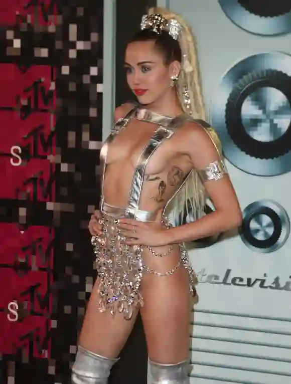 Miley Cyrus bei den VMAs 2015