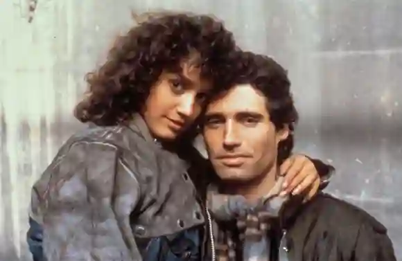 Die schönsten Filmpaare der 1980er Jahre: „Flashdance“ (1983) mit Jennifer Beals und Michael Nouri