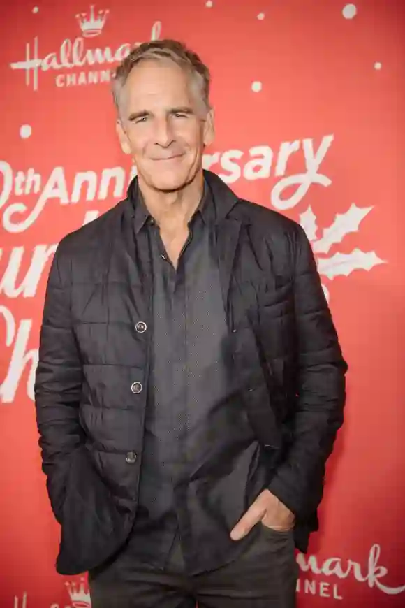 Scott Bakula