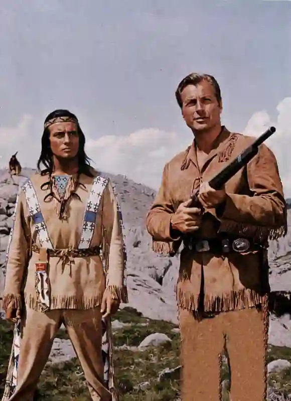 Pierre Brice und Lex Barker spielten gemeinsam in "Winnetou"