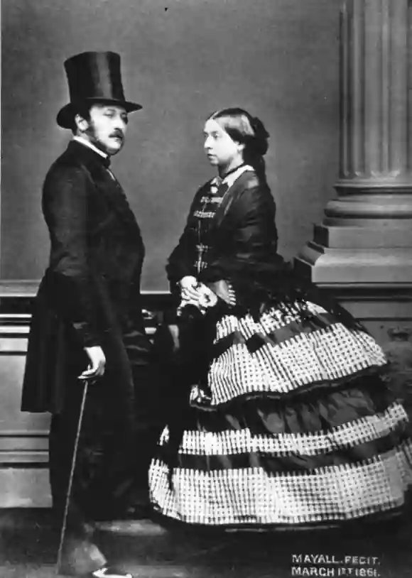 Queen Victoria und Prinz Albert posieren im März 1861 gemeinsam