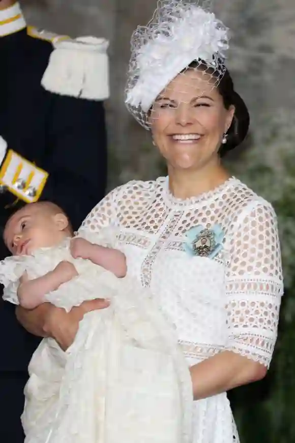 Prinzessin Victoria und Prinz Oscar an seiner Taufe am 27. Mai 2016