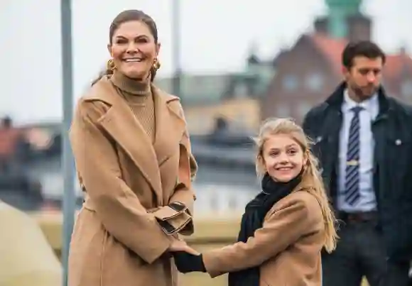 Prinzessin Victoria und Prinzessin Estelle; Royals