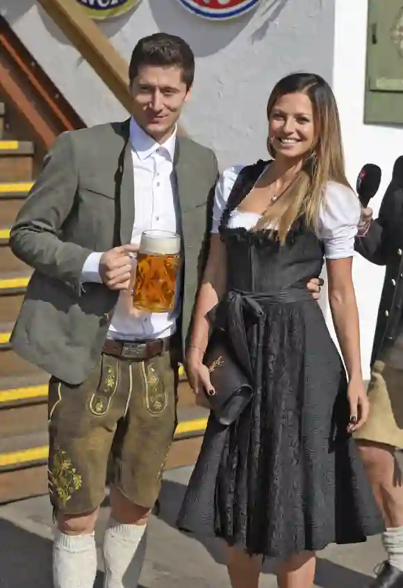 Robert und Anna Lewandowski auf dem Oktoberfest