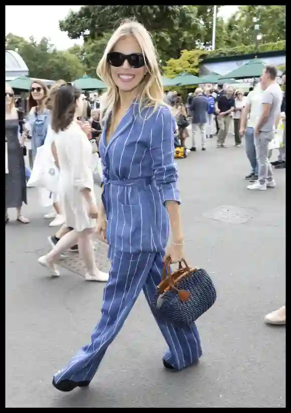 . 09/07/2023. London, Vereinigtes Königreich. Sienna Miller am siebten Tag der Wimbledon Tennis Championships in London. ÖFFENTLICH