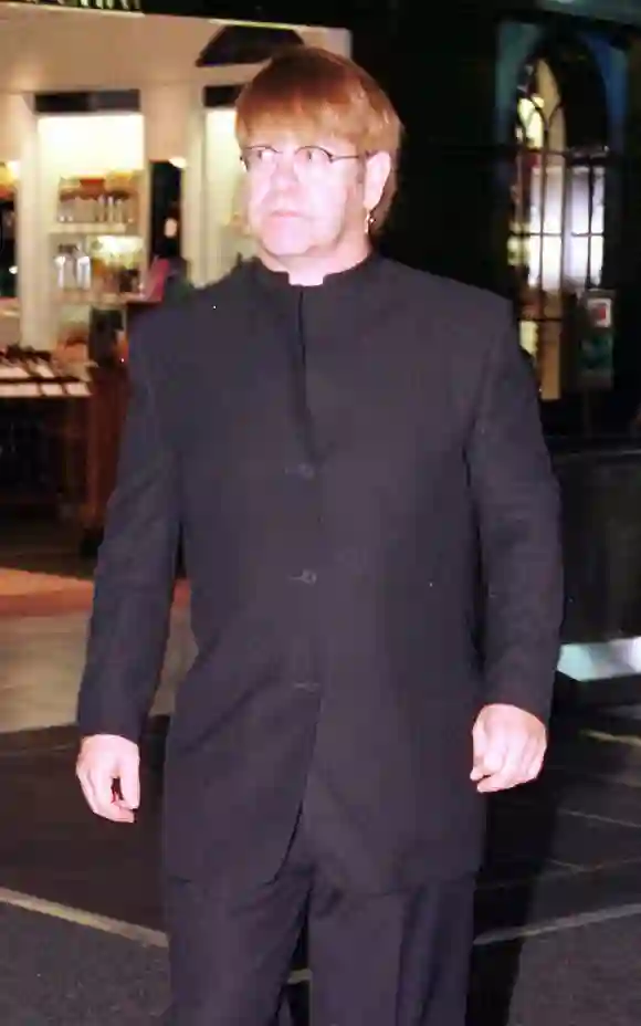 Elton John bei der Beerdigung von Prinzessin Diana 1997