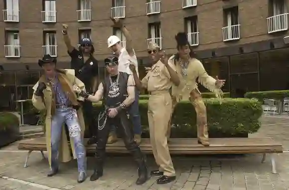 Village People feiert ihren 25. Jahrestag