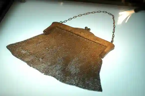 Diese kleine Tasche wurde nach dem Untergang der RMS Titanic geborgen
