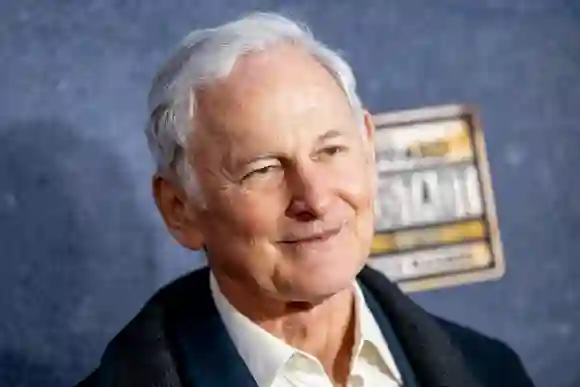 Victor Garber bei der Broadway-Premiere von „Leopoldstadt“ im Longacre Theatre am 02. Oktober 2022