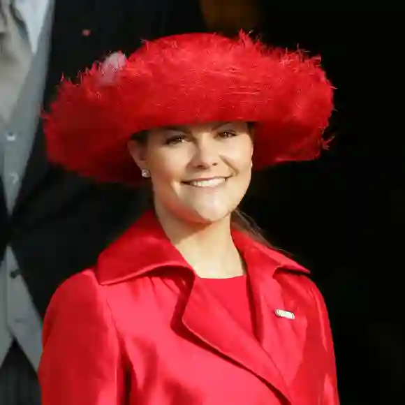 Schwedisches Königshaus Tradition Kronprinzessin Victoria von Schweden König Königin Familie Royal Schloss Stockholm früher 2005 Krönung Prinz Albert