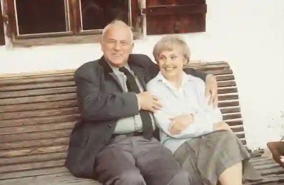 Walter Buschhoff und Bruni Löbel in „Forsthaus Falkenau“