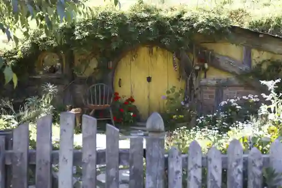 "Hobbiton" aus "Herr der Ringe" liegt in Neuseeland.