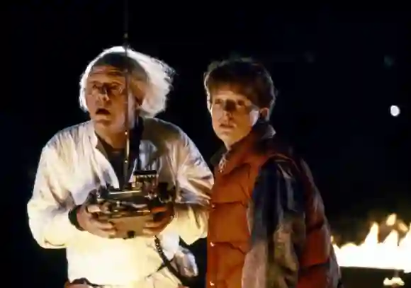 "Marty McFly" (Michael J. Fox) und "Doc Brown" (Christopher Lloyd) im Film "Zurück ind die Zukunft"