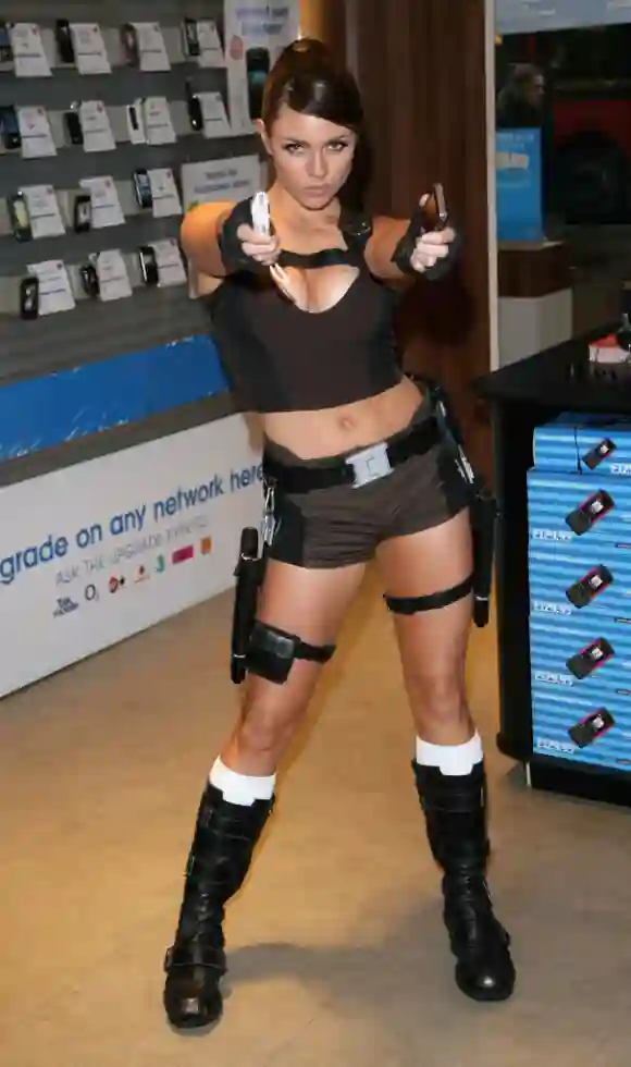 Alison Carroll als „Lara Croft“