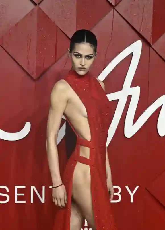 Amelia Hamlin zeigt sich gerne sexy auf dem Red Carpet