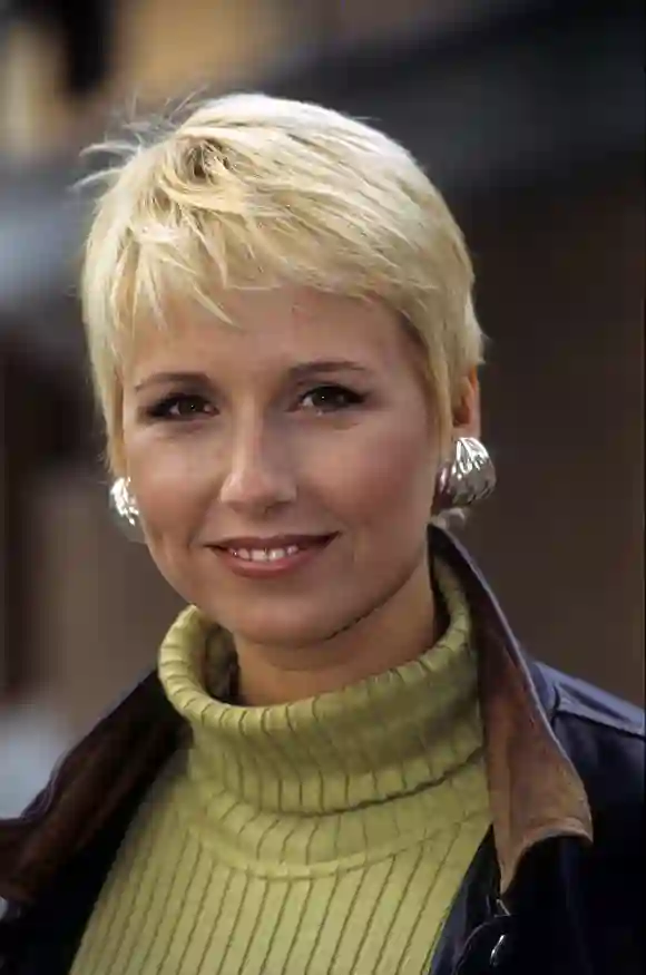 Moderatorin Andrea Kiewel circa 1994, ZDF, Fernsehgarten