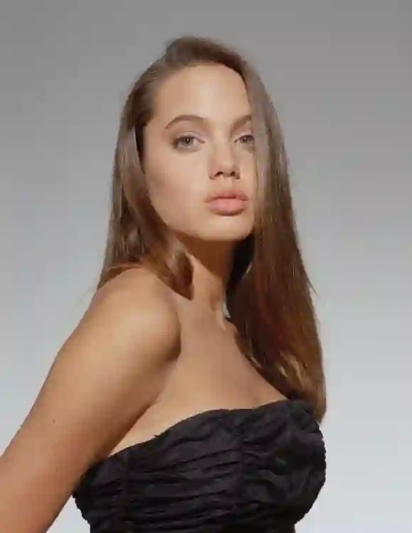 Vom Model Zum Sexsymbol Durch Die Jahre Mit Angelina Jolie