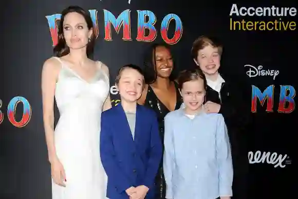 Angelina Jolie, Zahara, Vivienne, Know und Shiloh