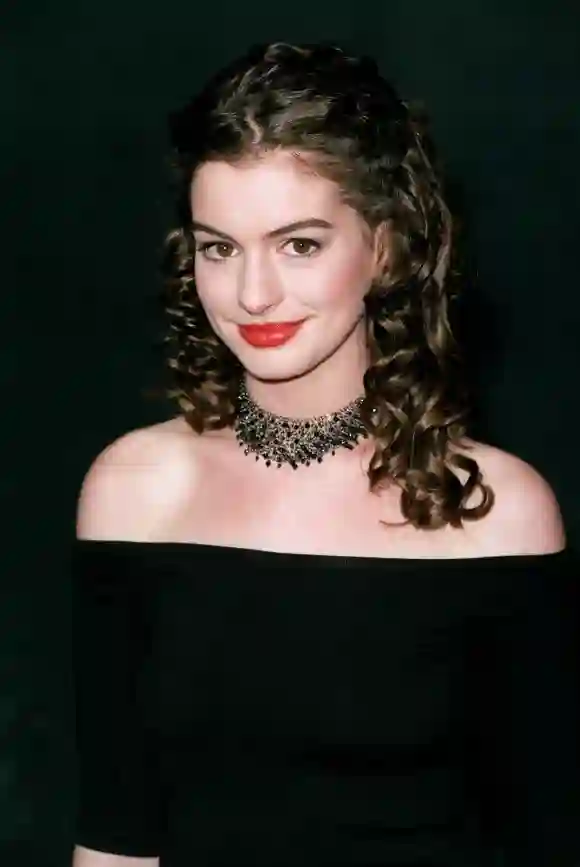 anne hathaway früher heute