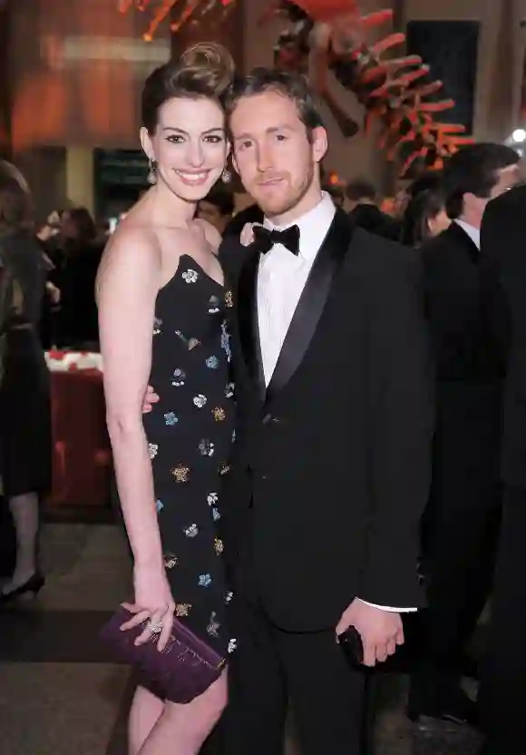 Anne Hathaway und Adam Shulman