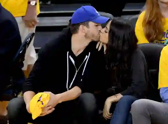 Ashton Kutcher und Mila Kunis