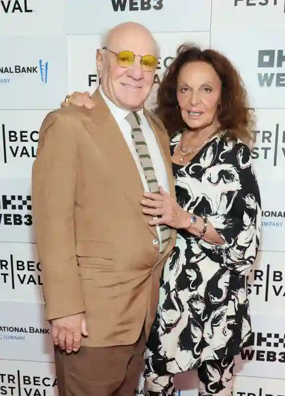 Barry Diller, Ehemann der Modedesignerin Diane von Fürstenberg geoutet.