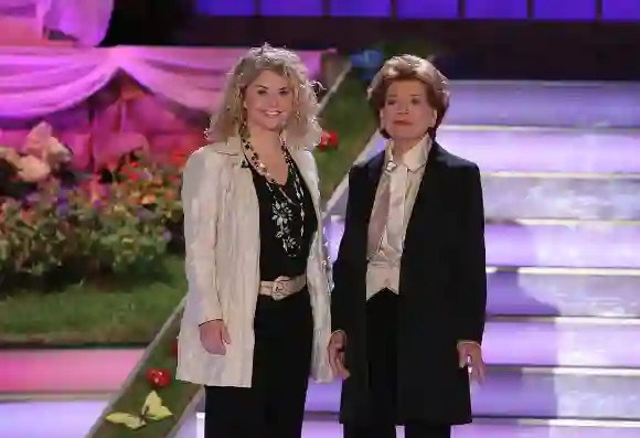 Beatrice Egli und Lys Assia 2007 in der ARD-Musikshow vom MDR Herbstfest der Volksmusik