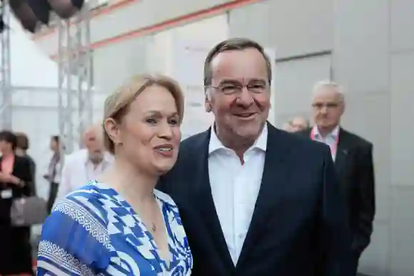 Boris Pistorius und Julia Schwanholz