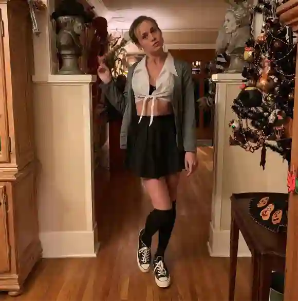 Brie Larson verkleidete sich an Halloween 2019 als Britney Spears